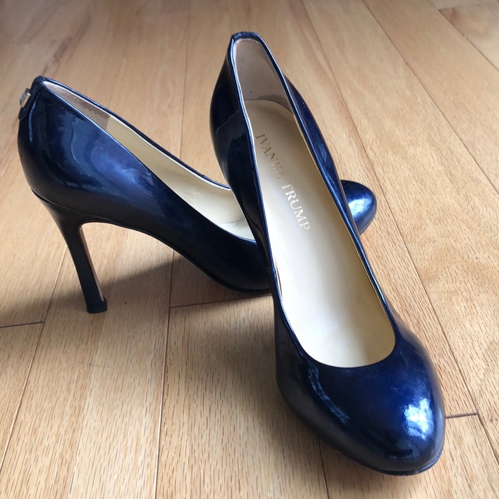 WORN ONCE Cobalt Blue Patent Leather Pumps!👠